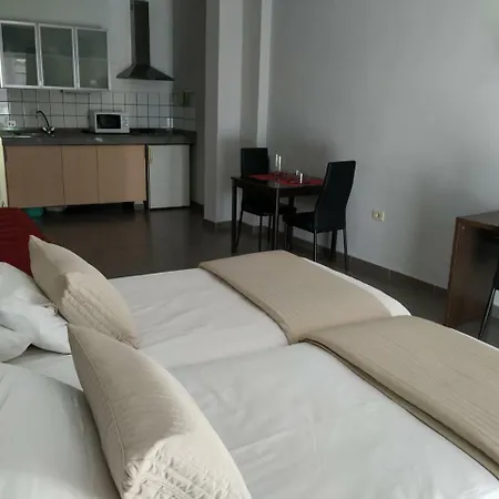 El Patio Aparthotel
